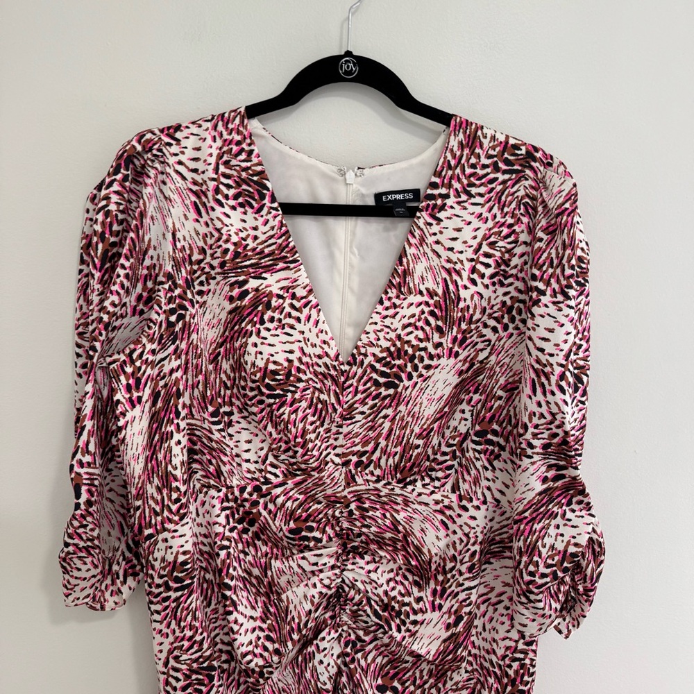 Express Ruched Front Midi Dress - Picture 3 of 7